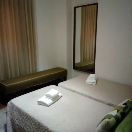 Casa Da Meia Encosta Casa de Campo *